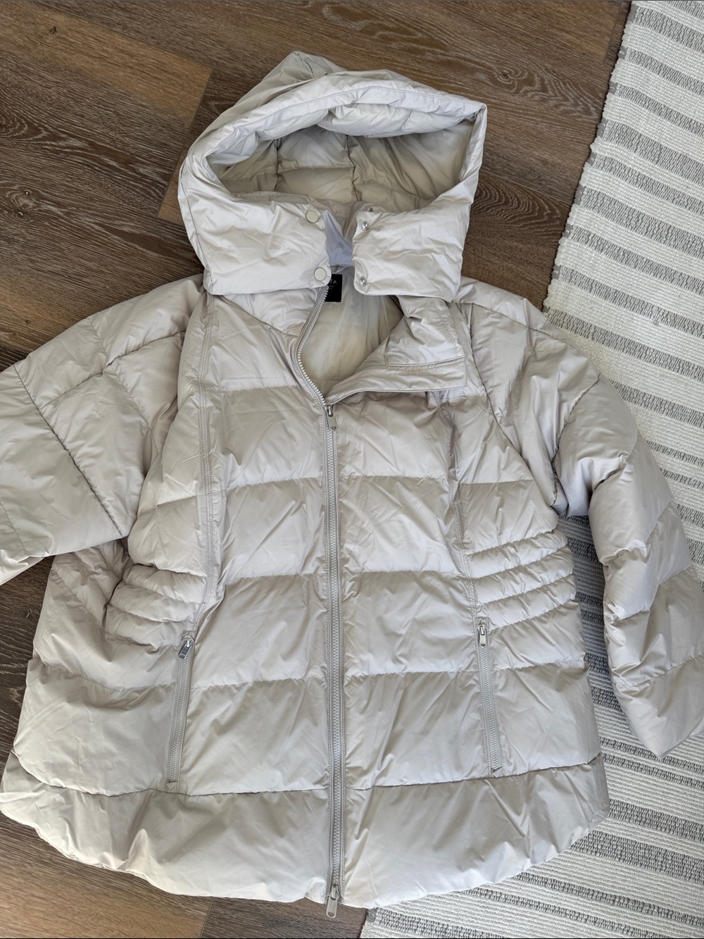 3X Athleta Women's Hooded Downtown Puffer Jacket - Light Beige